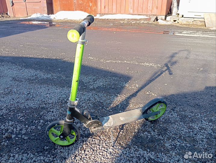 Скейт и самокат