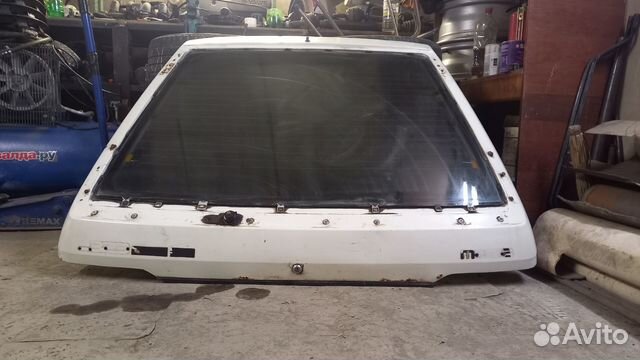 Крышка багажника mazda 323 BF