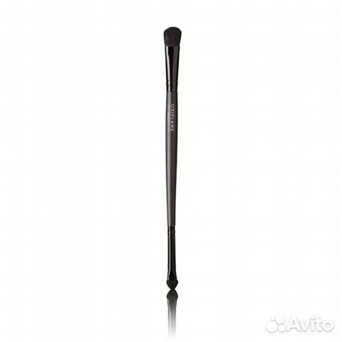 Кисть для теней двусторонняя новая