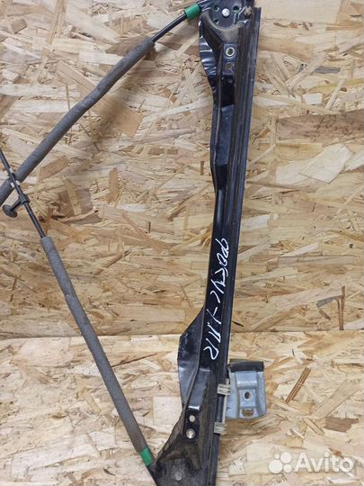 Стеклоподъемник электро правый Ford Focus 1