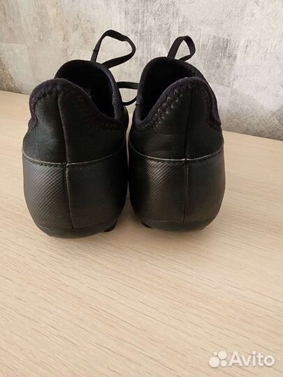 Футбольные бутсы Adidas X