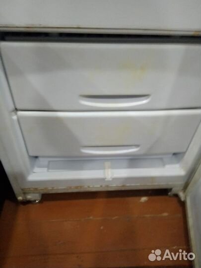 Холодильник Бирюса 151