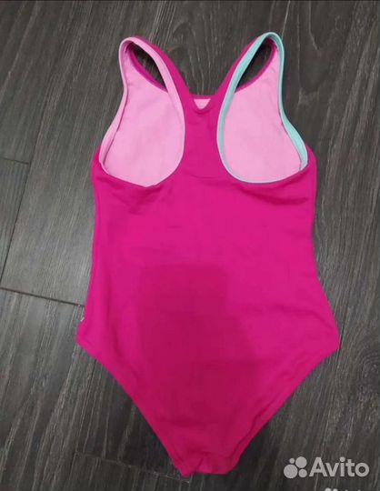 Купальник для девочки, шапочка для бассейна