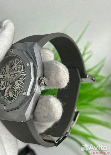 Часы наручные Hublot WHB3 серебро (Арт.17872)