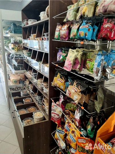 Стеллажи, прилавки,витрины для сухофруктов