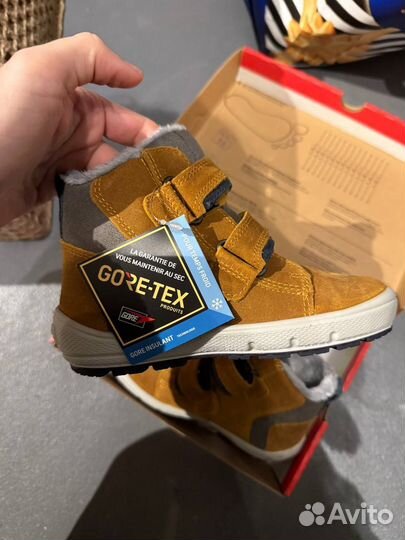 Ботинки зимние новые 28