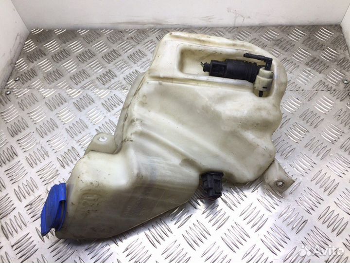 Бачок омывателя audi A6 C5 2.8