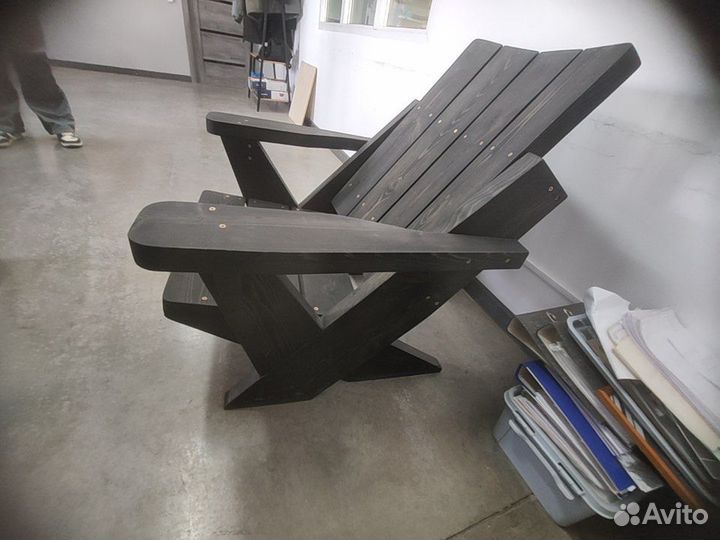 Стул деревянный