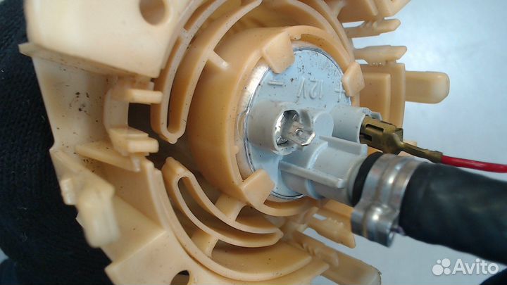 Насос топливный электрический Opel Omega B, 1998