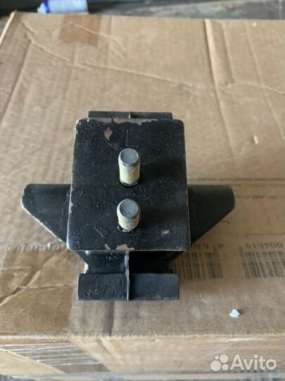 Подушка двигателя левая Hover H5 новая