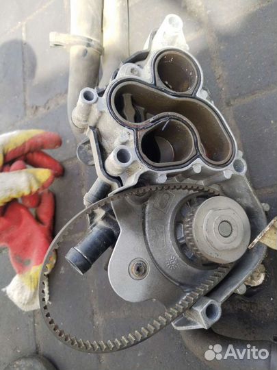 Корпус термостата Фольксваген поло 16г 1.6 110л