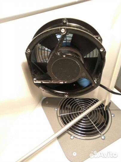 Мощный пылесборник настольный для маникюра