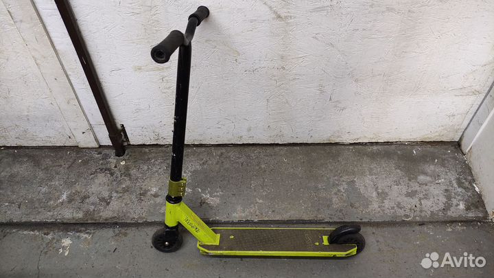 Трюковый самокат детский Explore Nash