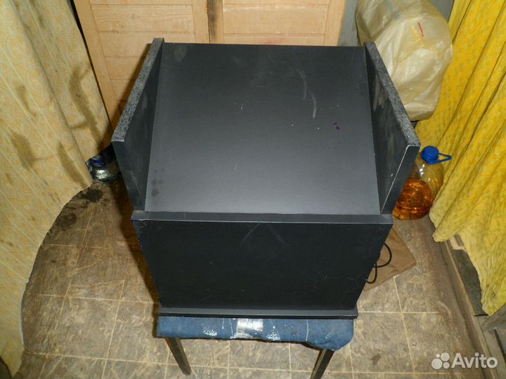 Стойки под акустику