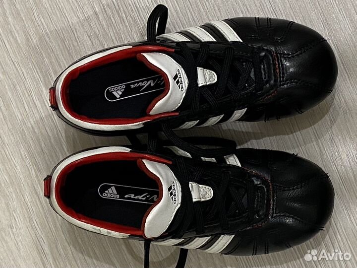 Футбольные бутсы Adidas 30