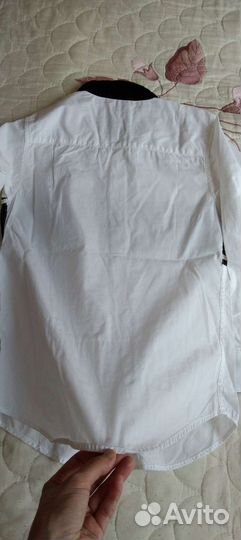 Рубашка белая с черным новая фирмы John Rocha