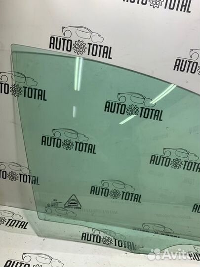 Стекло двери переднее правое Kia Ceed JD 2012