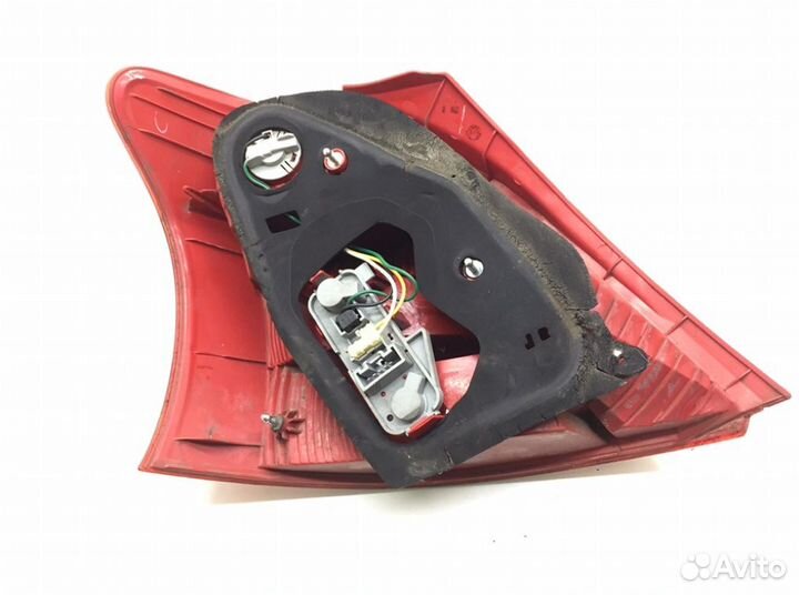 Фонарь Toyota Yaris (2005-2010)