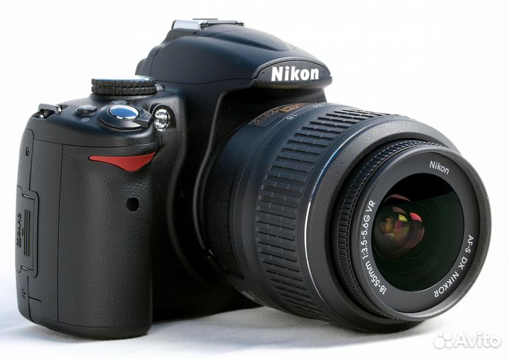 Nikon D5000(18-55mm G Vr) +32гб+Сумка+Коробка+