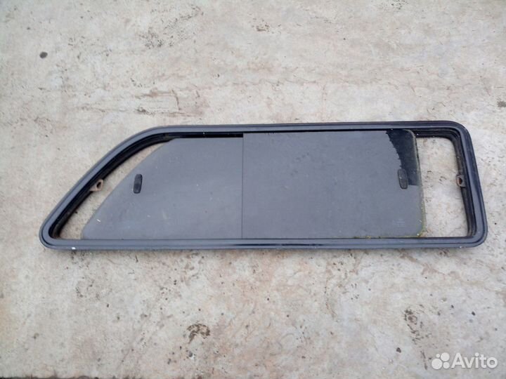 Стекло кунга Мицубиси л 200