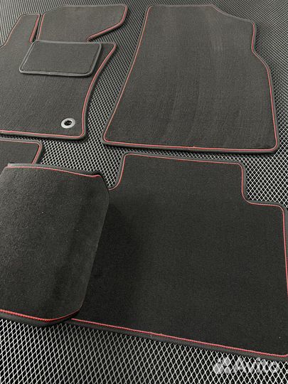 Автоковрики Toyota Camry 2017-2023