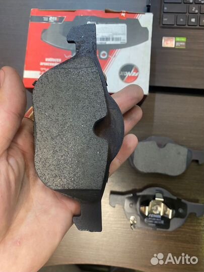 Колодки тормозные передние Honda Accord CL7