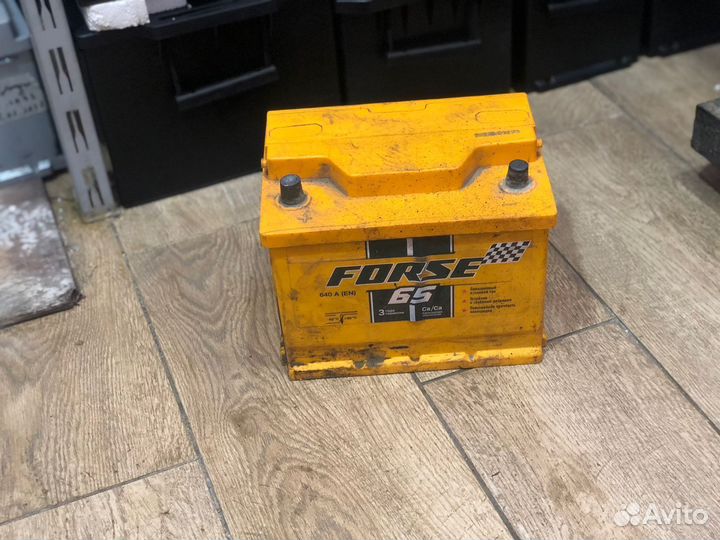 Аккумулятор Б/У 65 ампер на жигу