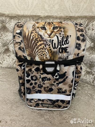 Школьный рюкзак