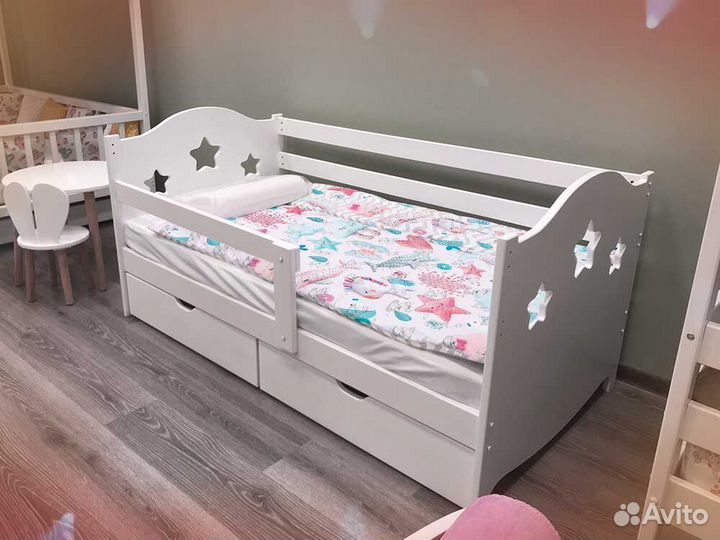 Кроватка из натурального дерева сингл детская с бо