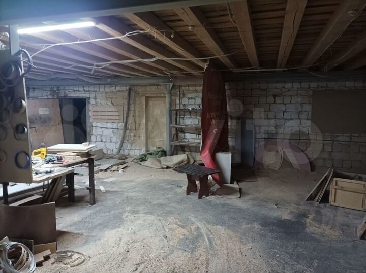 Производственное помещение, 300 м²