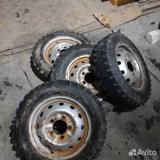 Зимняя резина на ниву