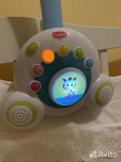 Мобиль на кроватку tiny love бум-бокс Сафари