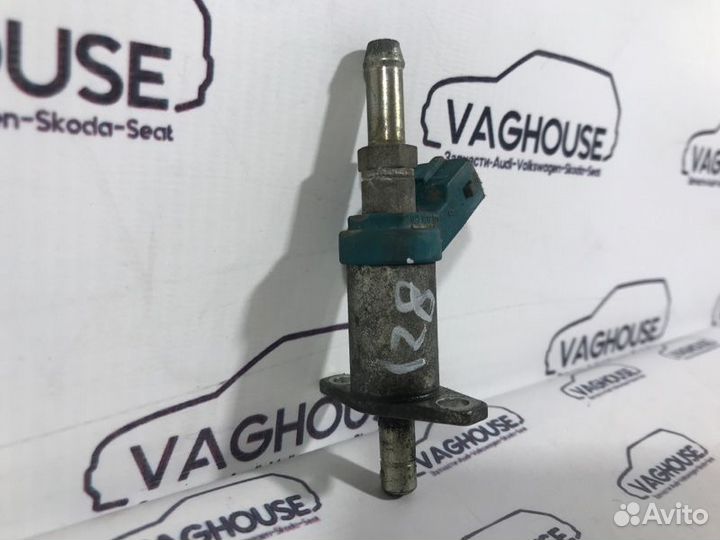 Форсунка Volkswagen Passat B3 2.0 2E