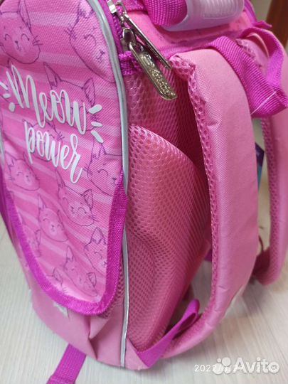 Рюкзак школьный для девочки новый