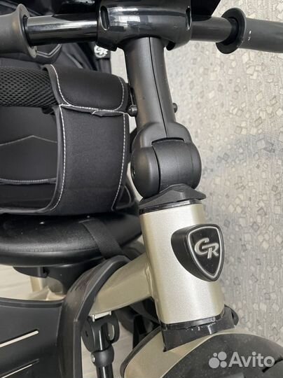 Детский велосипед с ручкой