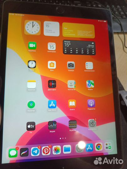 iPad 2019 32 гб +защ.стекло, стилус, чехол