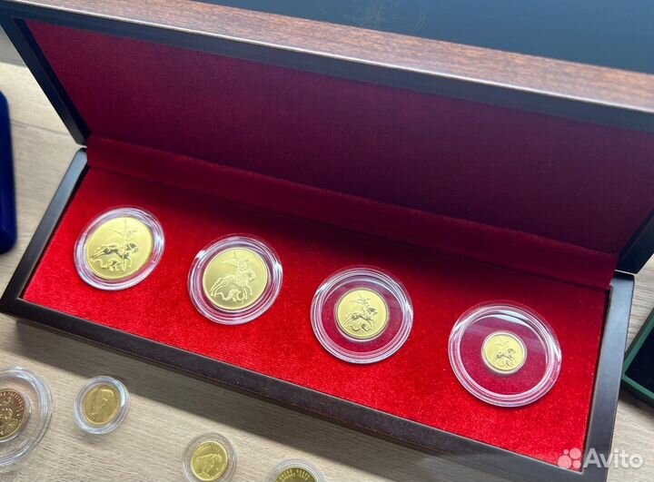 Набор из 4х золотых монет 