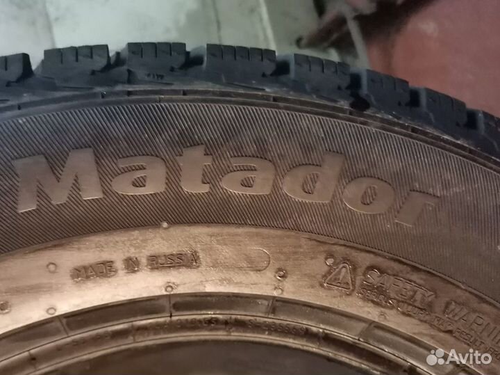 Matador MP 30 Sibir Ice 2 215/65 R16 102T