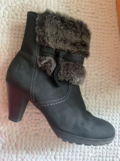 Фирменная обувь 38 р