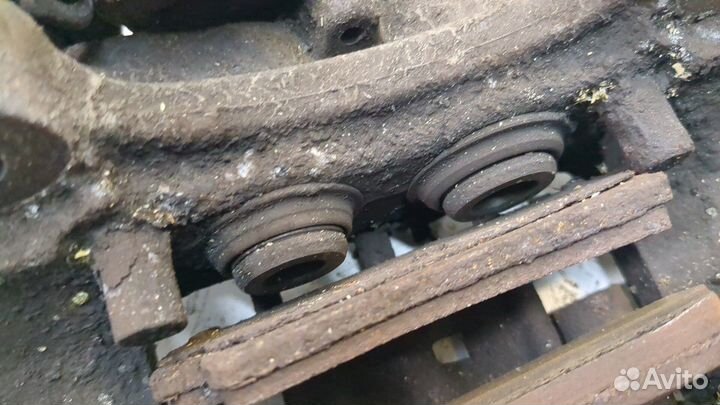 Суппорт Volkswagen Touareg, 2009