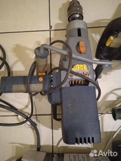 Электроинструмент