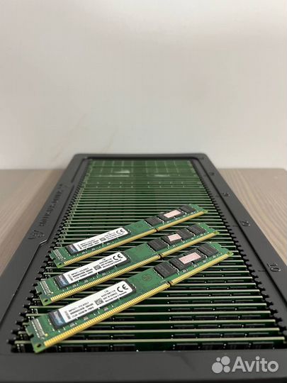Kingston DDR3 8GB 1600MHz в количестве