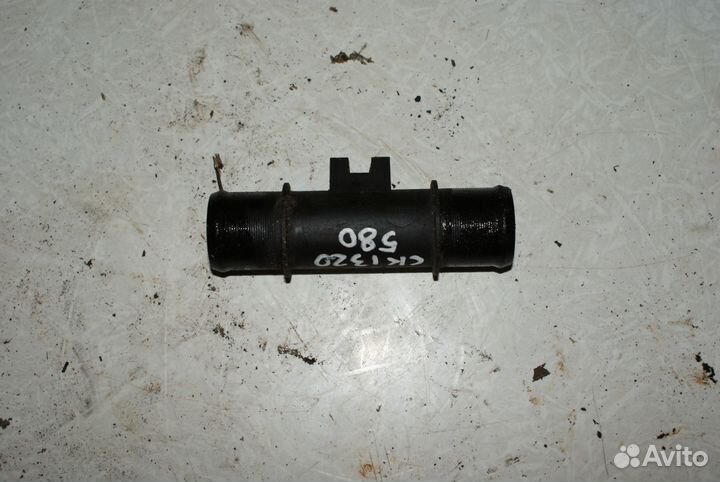 Трубка уголок фланец Nissan Qashqai J10