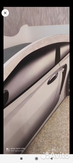 Кровать-машина с подъемным механизмом