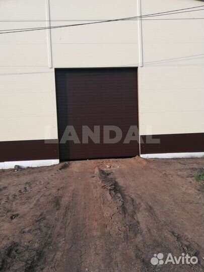 Секционные ворота