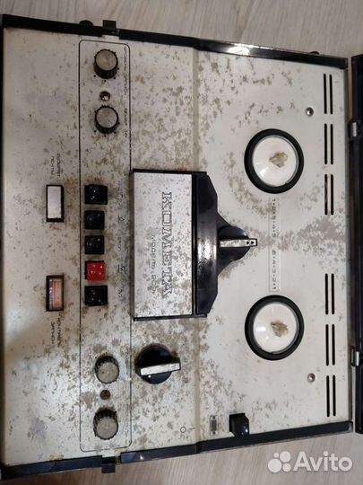 Катушечный магнитофон Комета 209