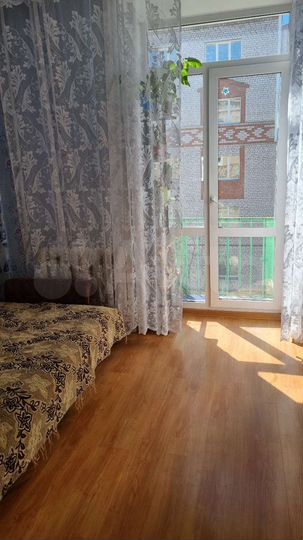 3-к. квартира, 82 м², 3/5 эт.