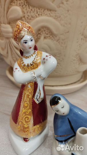 Статуэтки Девушки