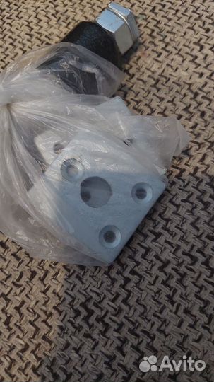 Турник в дверной проем распорный