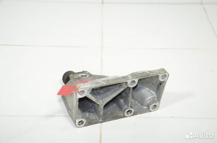 Кронштейн опоры двс Lexus Ls460 USF40 4.6 (1urfse)